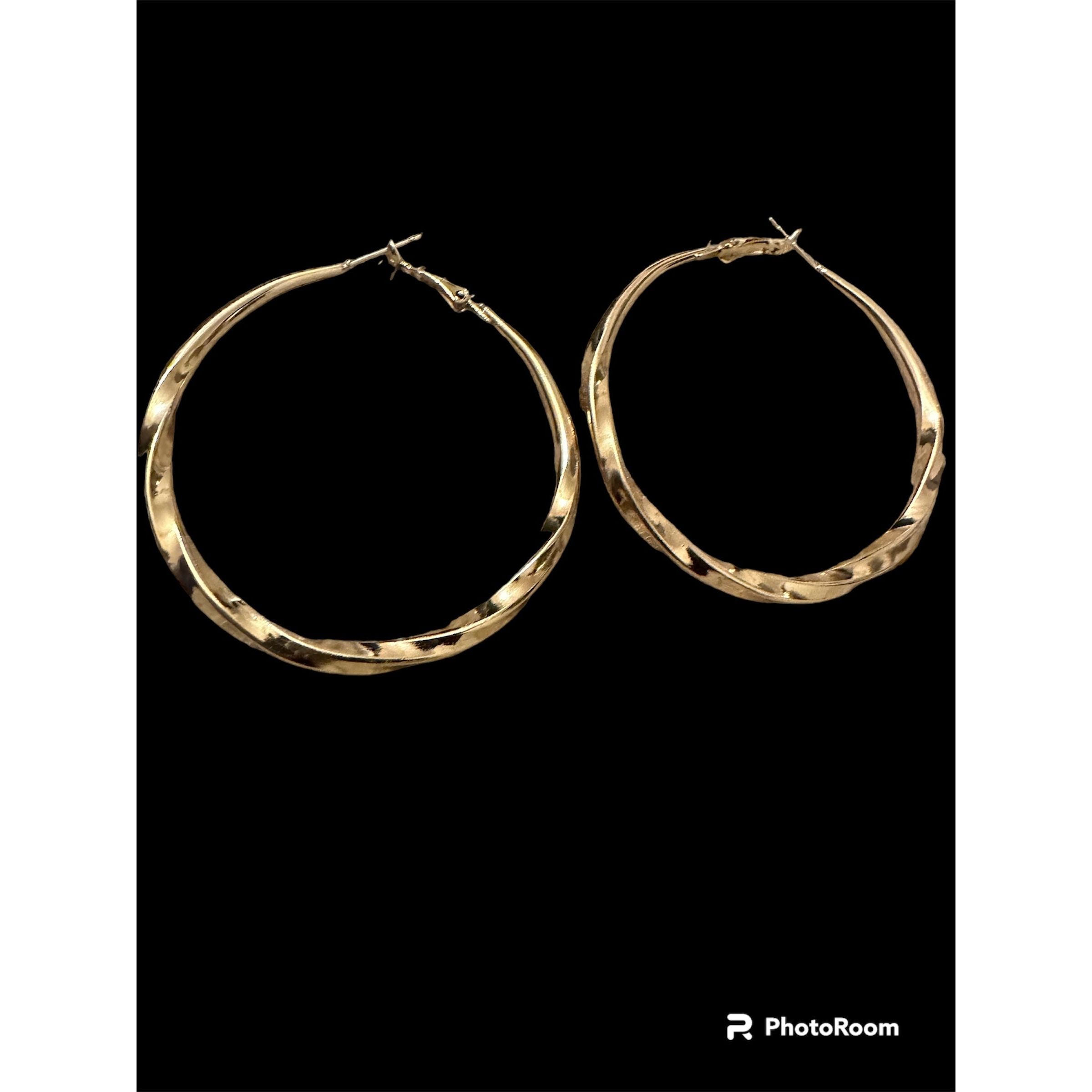 Don’t Get It Twisted Gold Hoops