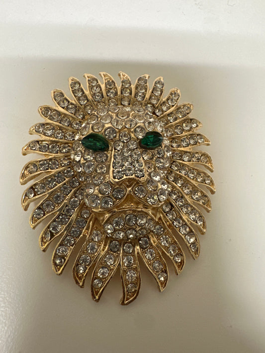 Kiara - Lion Brooch