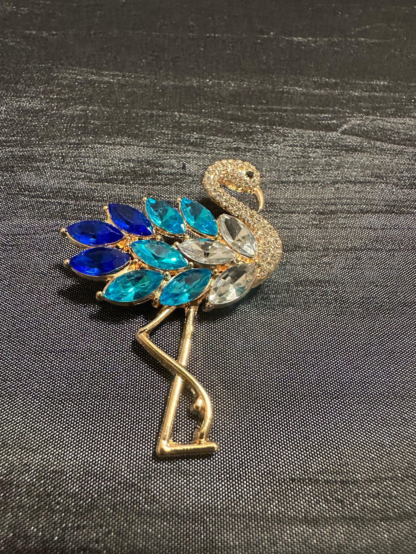New! Animal  Brooches