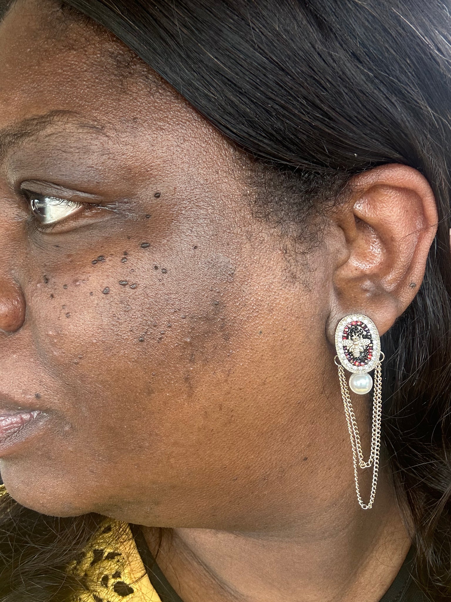 Bee Cute Chain Earrings