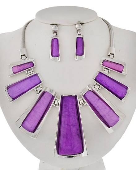 Niesha Necklace Set