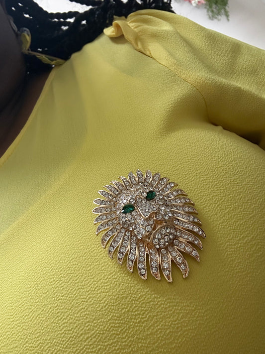 Kiara - Lion Brooch
