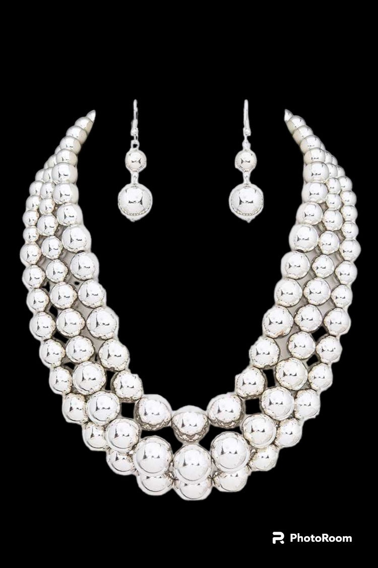 Shiny Silver Pearls