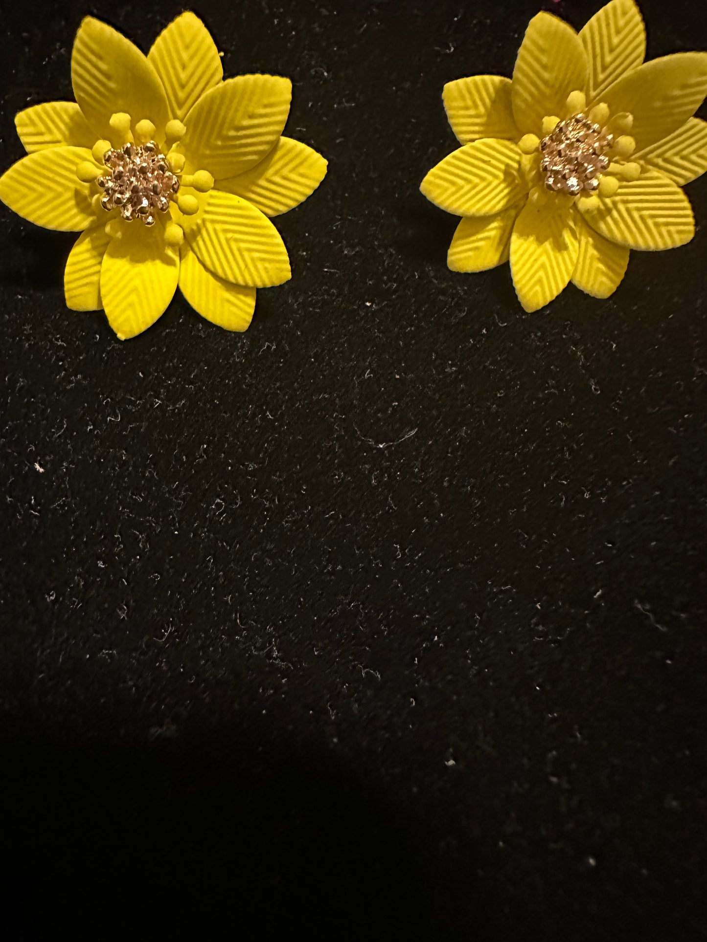 New! Flower 🌸 Stud Earrings