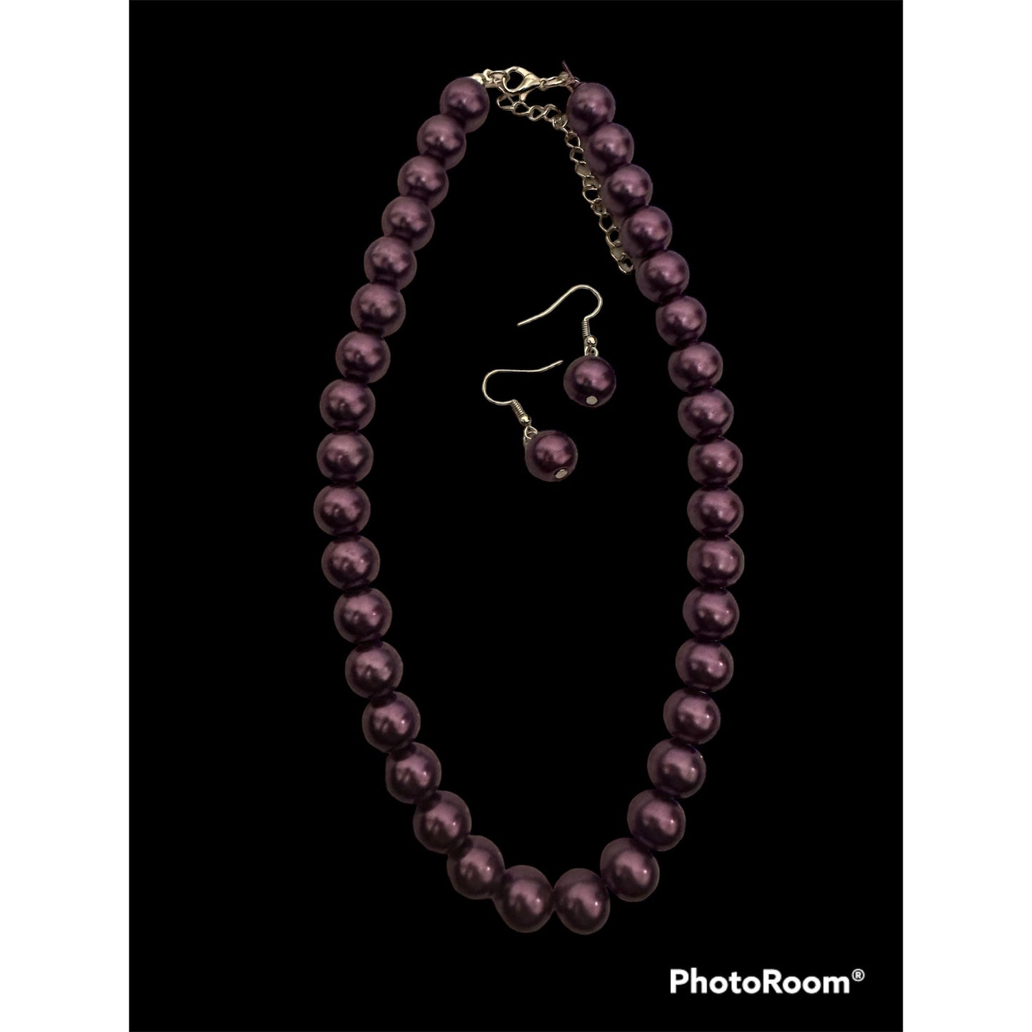 Classic Pearl Necklace