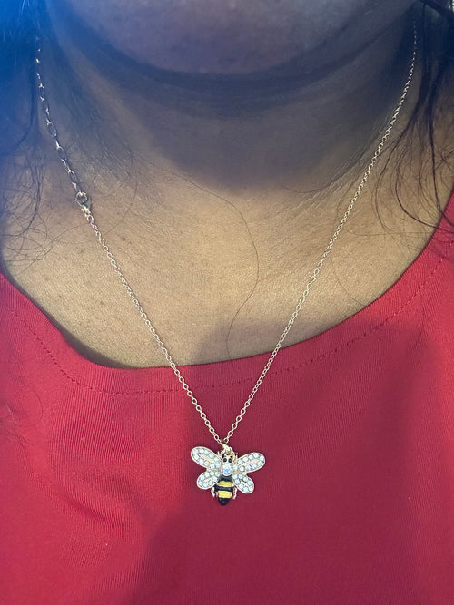 Bee 🐝 Pendant Necklace with Studs